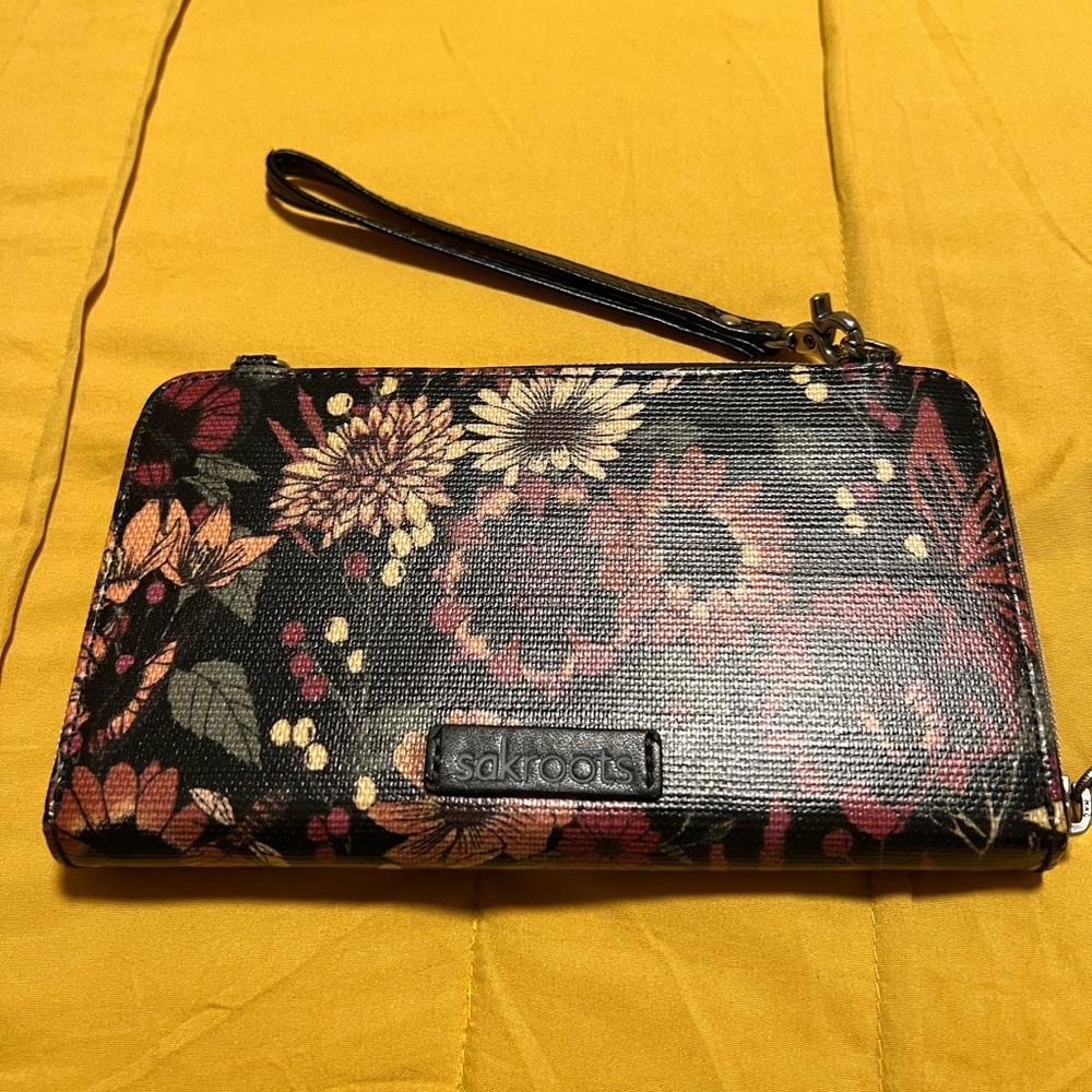 Sakroots wristlet